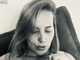 SaritaVelez - Live Sex Cam - 28339073
