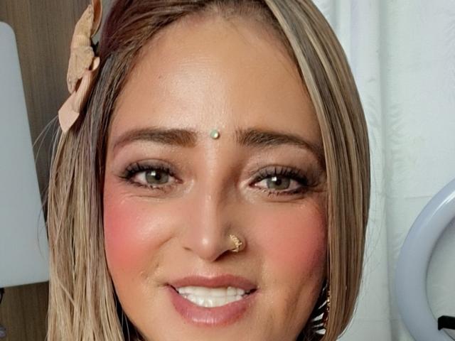 AlessadraJones - Sexe cam en vivo - 28339682