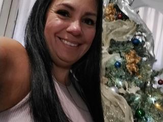 LailaCastillo - Live porn &amp; sex cam - 28340069