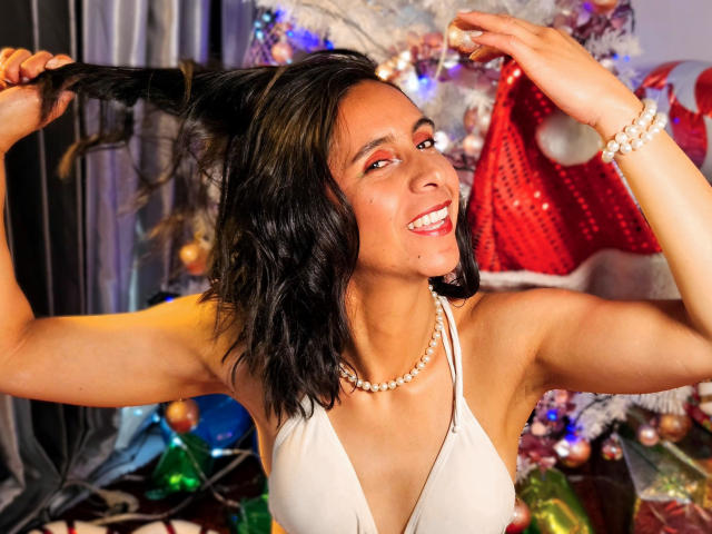 MiaAmoree - Live Sex Cam - 28345988