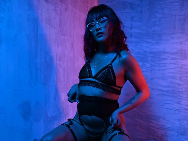 MissGissellee - Live sex cam - 28348580