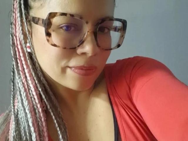 ElennaCruz - Live porn &amp; sex cam - 28355267