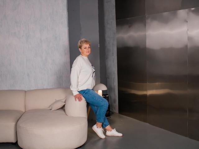 EmiliaGree - Camera khiêu dâm &amp; quyến rũ trực tiếp - 28366199