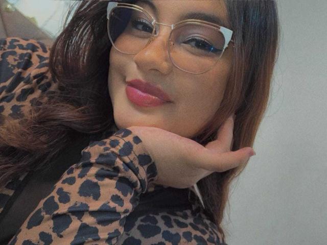 HelueJamil - Live sexe cam - 28369943