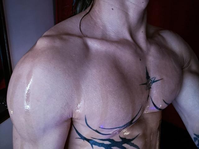 AlexBernal - Sexe cam en vivo - 28372547