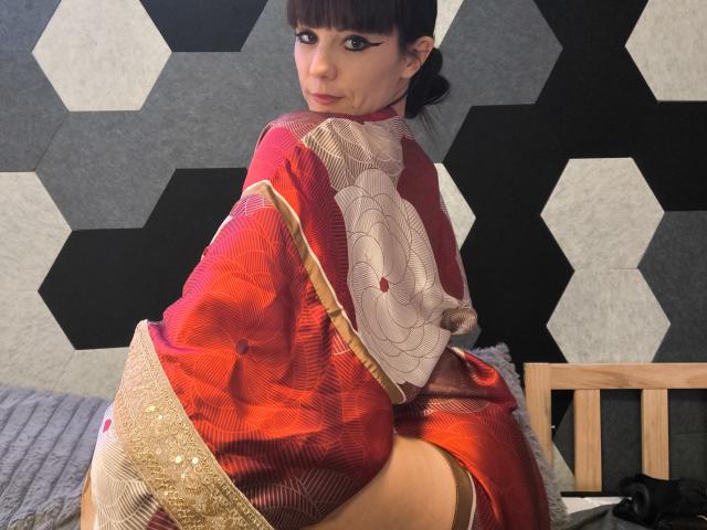 OrianaLaFrancaise - Sexe cam en vivo - 28378061