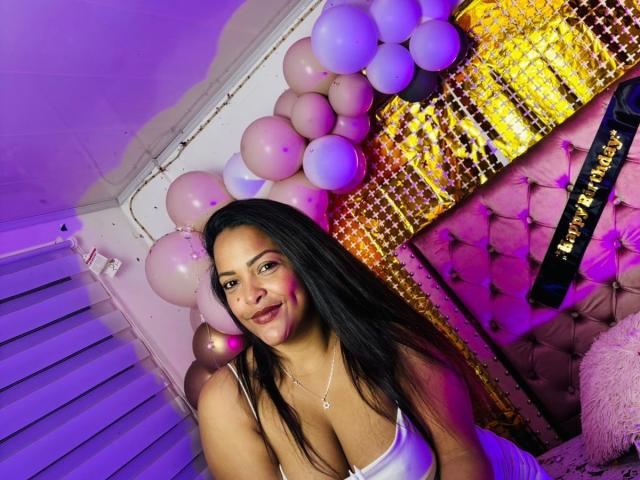 DannaRamiirez - Live Sex Cam - 28378343