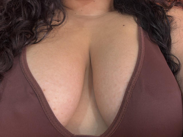 AprielKeith - Live sex cam - 28383386