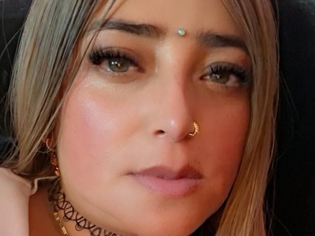 AlessadraJones - Live sex cam - 28385804