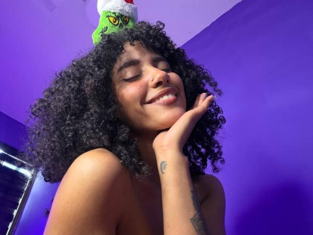 CinthiaWalker - Live sex cam - 28391969