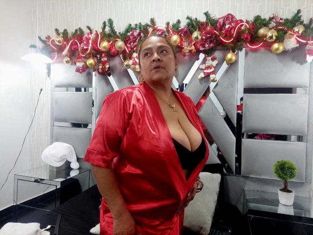 MonzerratBoyer - Live sex cam - 28394000