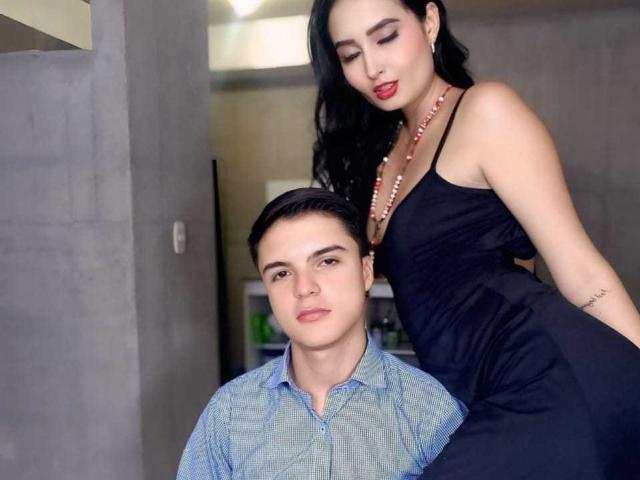 MeganAndKen - сексуальная веб-камера в реальном времени - 28394381