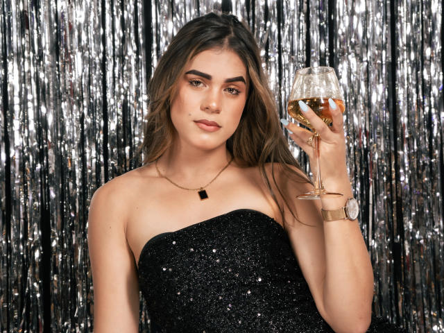 AliceCoolenk - Live sexe cam - 28397051