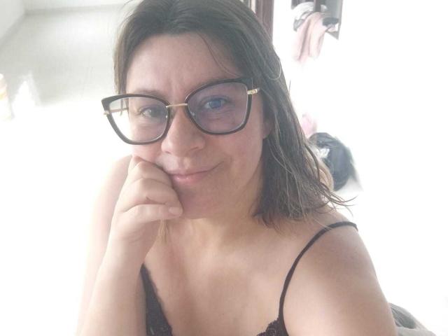 ChanellTaylorS - Live Sex Cam - 28400597