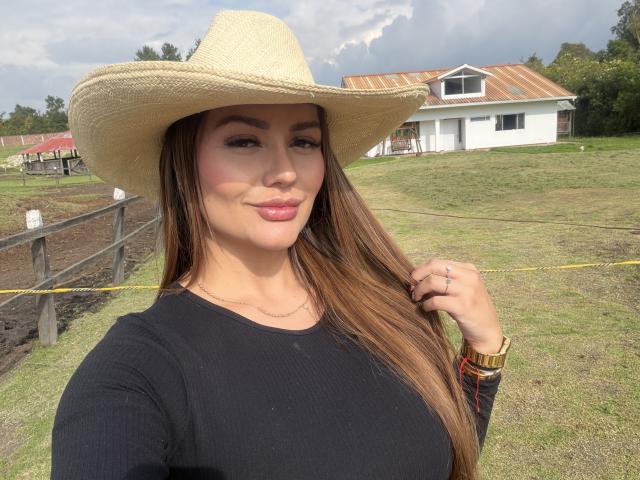 MissAry - Live sex cam - 28404088