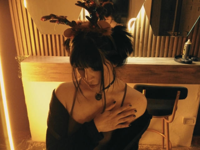 IsisDiosa - Live porn &amp; sex cam - 28404325