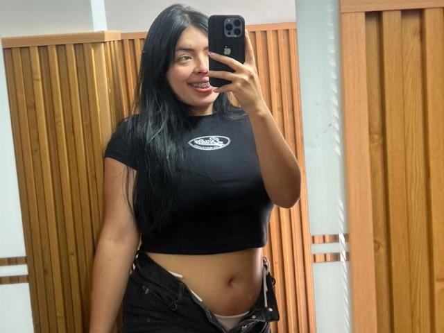 KateWelsin - Live sex cam - 28414880