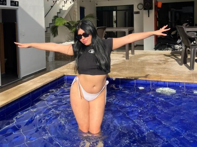 KateWelsin - Live sex cam - 28414907