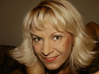 Lulu-4-you - Sexe cam en vivo - 28417118