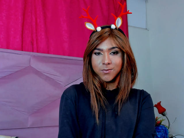 ZoeHotMoretti - Sexe cam en vivo - 28417325