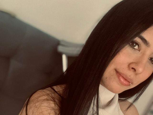 MiluSky - Live sex cam - 28418975