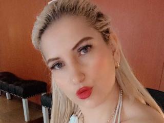 GiuliaAddams - Live sexe cam - 28420988