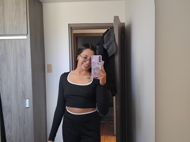 Mllevv - Camera khiêu dâm &amp; quyến rũ trực tiếp - 28422050