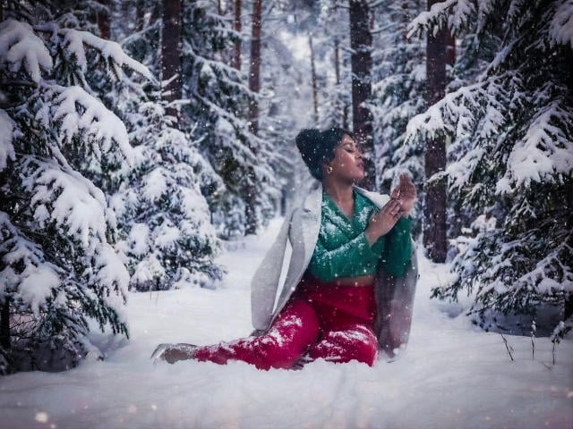 SophieSonyas - Live porn &amp; sex cam - 28423325