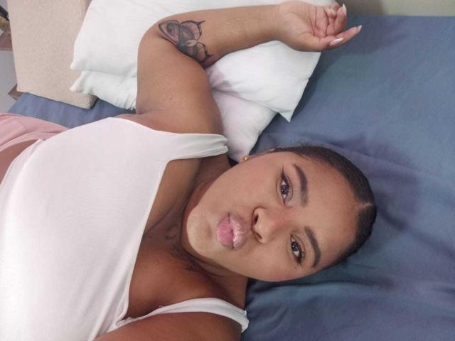 HotEbbony - Live sex cam - 28424231