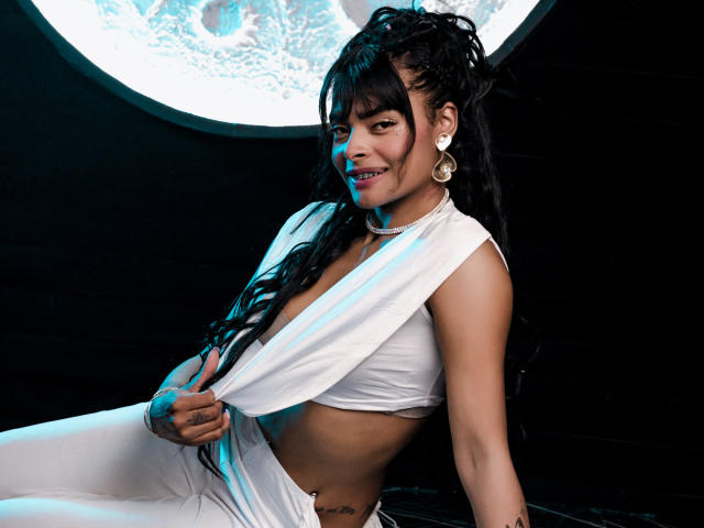 EmmaEbony - Live sex cam - 28428587