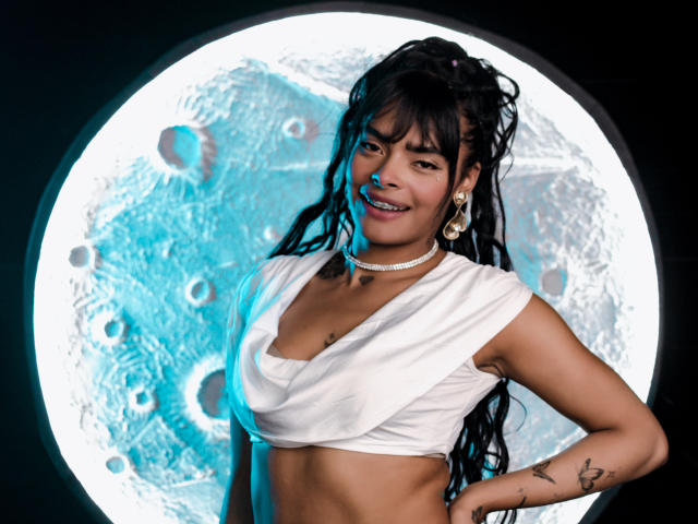 EmmaEbony - Live porn &amp; sex cam - 28428617