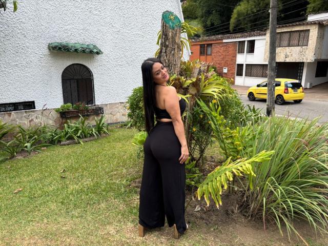 AnissaAli - Live sex cam - 28433540