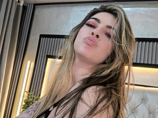 ChristineBray - Live porn &amp; sex cam - 28438592