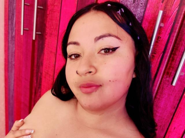 LindaGigi - Live sex cam - 28438661