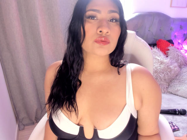 ElyRoss - Live porn &amp; sex cam - 28442063