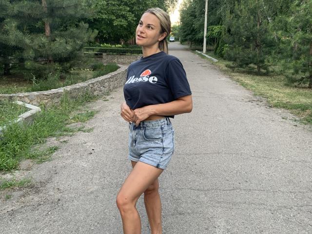 BelleLisaG - Sexe cam en vivo - 28443731