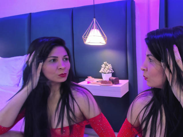 EliseBell - Live sex cam - 28444010