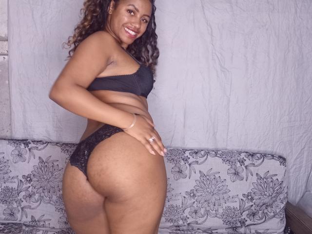 LayahCoquine - Sexe cam en vivo - 28445231