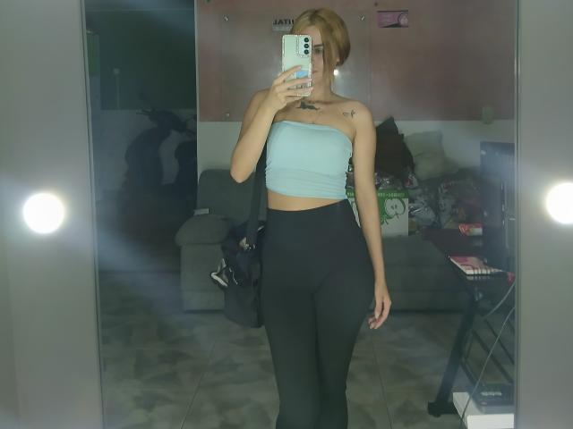 CatalinaAcostaOne - Live sex cam - 28446179