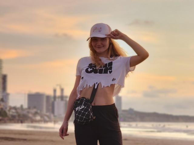 VanessaNorris - Live porn &amp; sex cam - 28446791