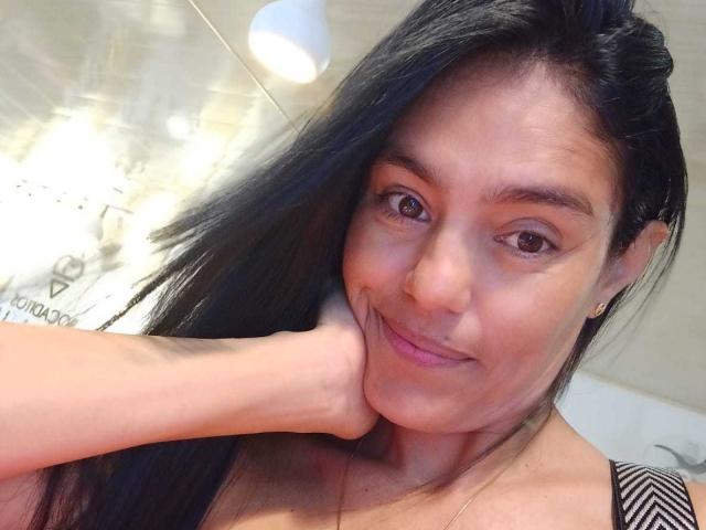 ElizabethManzon - Live porn &amp; sex cam - 28454522