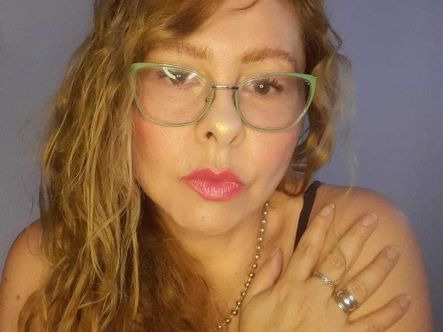 MiaAmoretti - Live porn &amp; sex cam - 28456880