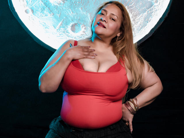 MonzerratBoyer - Live porn &amp; sex cam - 28457114