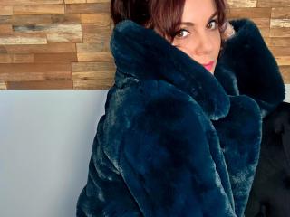 JuneLaFrenchie - Live sexe cam - 28458443