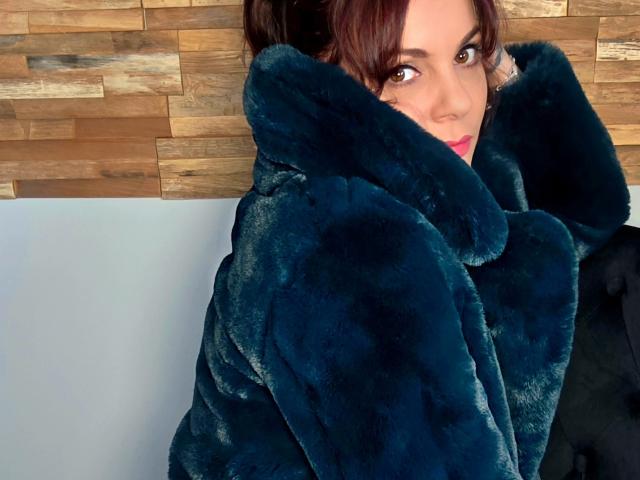 JuneLaFrenchie - Sexe cam en vivo - 28458443