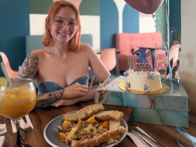 LyssaRou - Live sexe cam - 28458527