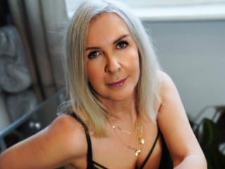 EricaXKiss - Live sex cam - 28458986