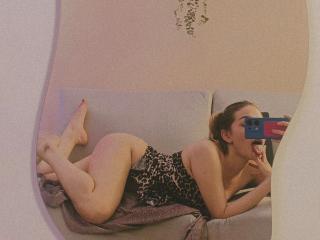 EmmaRiveraa - Live sexe cam - 28465064