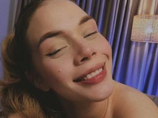EmmaRiveraa - Live sexe cam - 28465067