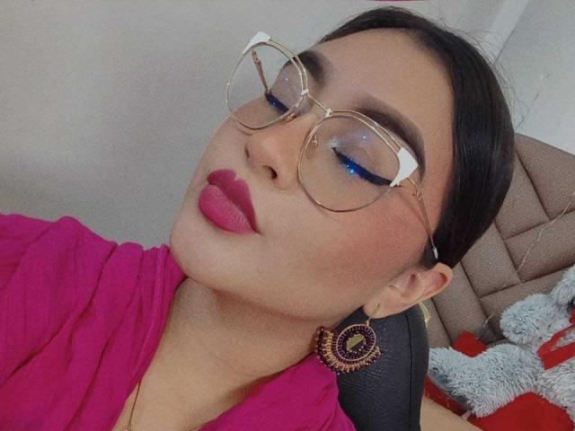 HelueJamil - Live sexe cam - 28469993